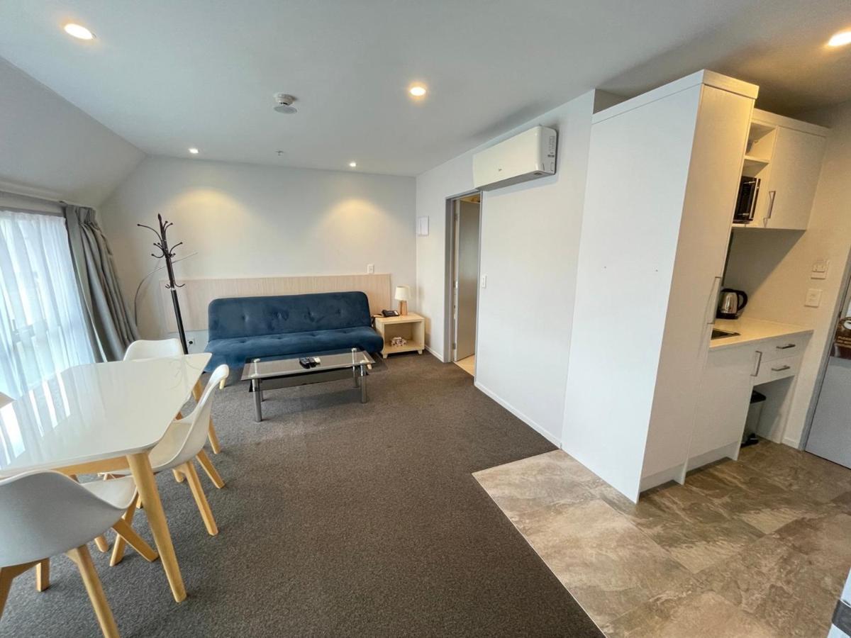 2 On Whiteleigh And 239 On Lincoln Motel Christchurch Zewnętrze zdjęcie A one-bedroom apartment at the hotel