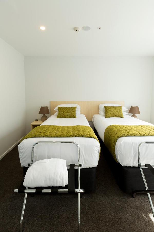 2 On Whiteleigh And 239 On Lincoln Motel Christchurch Pokój zdjęcie A typical room at the hotel